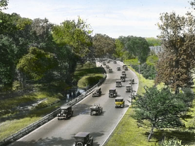 Cars on the Bronx River Parkway, n.d. (PLS-418)
