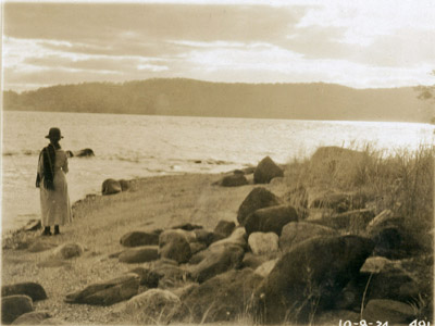 Looking out at Croton Point Park, 8 October 1924 (PPC-491)