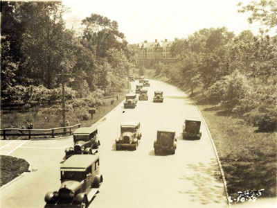 Traffic on the Bronx River Parkway, 10 June 1928 (PPC-5581)