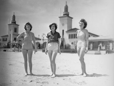 Young women at the beach at Playland, c.1935 (PPL-3003E)