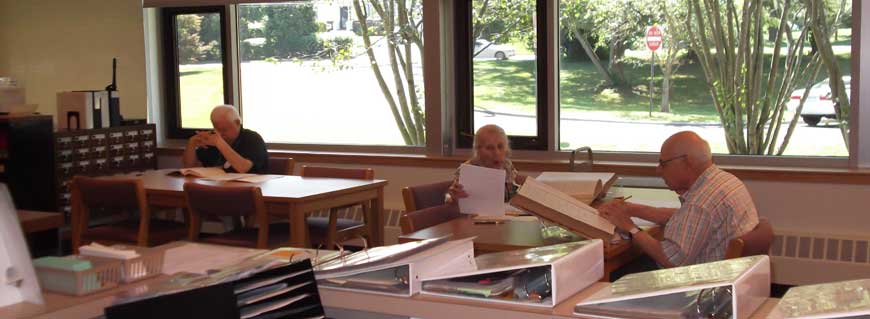 Volunteers in Archives